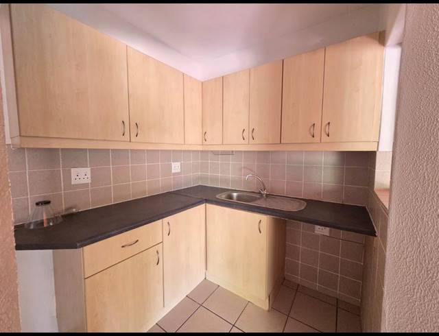 1 BEDROOM PROPERTY TO RENT IN VIERLANDEN